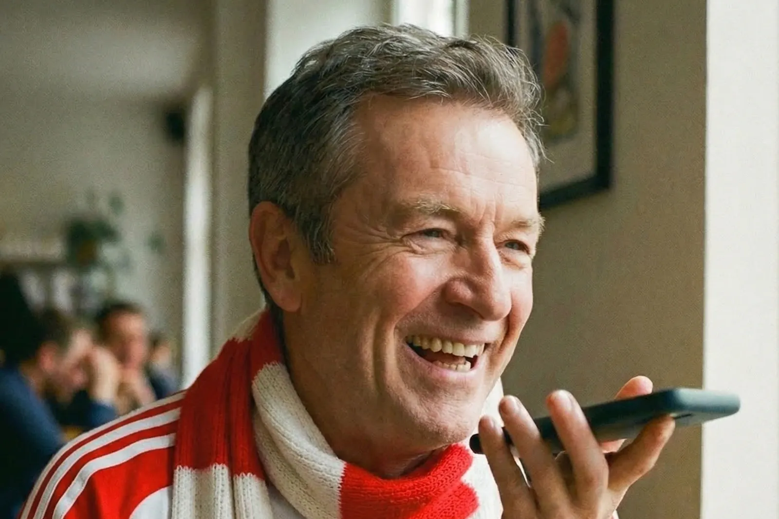 Fan des 1. FC Köln nutzt den LoyJoy-Fanservice-Chat