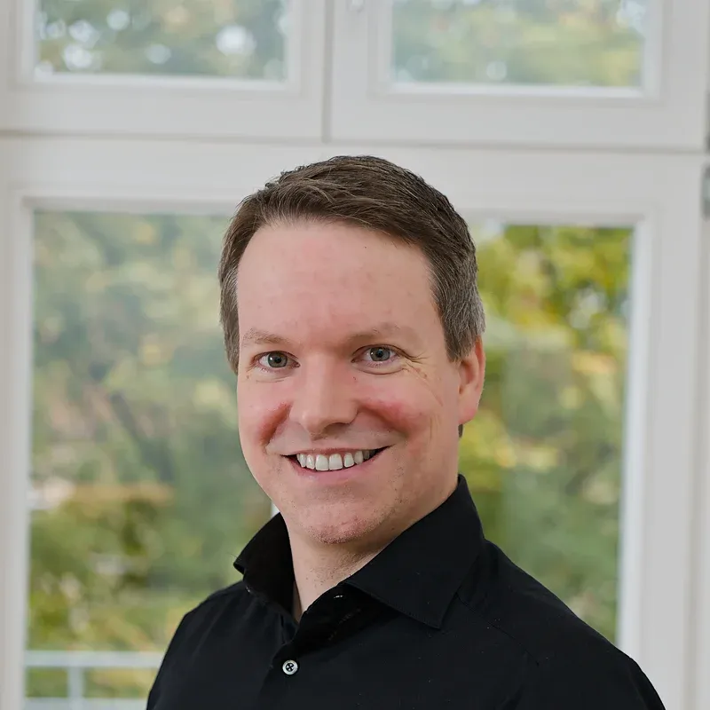 Ulf Loetschert, CEO and Co-Founder of LoyJoy